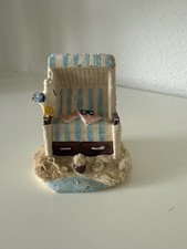 Maritime Deko Mini Strandkorb mit Robbe 7,5x6,5x5cm Möwen Polyresin (BW)