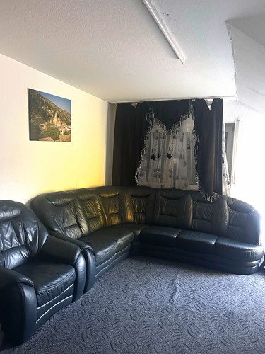 Schwarze leder couchgarnitur - schwarze,