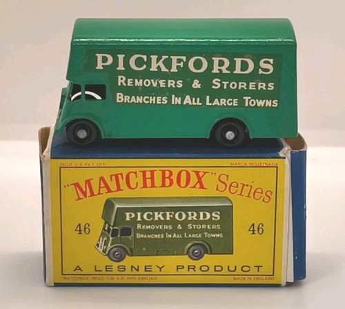 Pickfords removal van - pickfords,