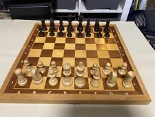 Schachfiguren Aus Holz Alt