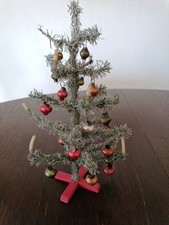 Antiker Christbaum, ähnlich Gansfederbaum, Weihnachten