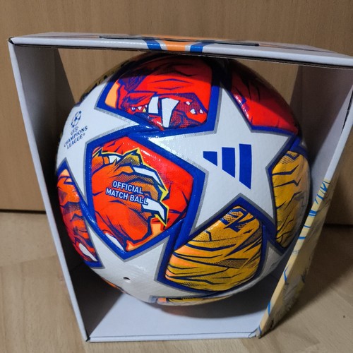Adidas official matchball - official,