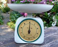 Krups alte Küchenwaage 10 kg / vintage kitchen scale / Germany Mid Century