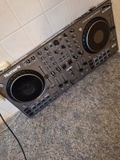 Numark NS4FX Serato DJ-Controller 4-Kanal