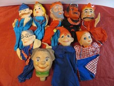 9 alte Hand Puppen für