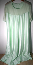 ❤️ MINT-GRÜNES  NACHTHEMD