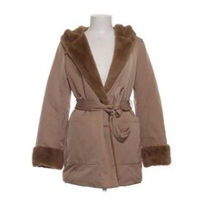 Madeleine, Wintermantel