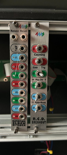 4ms rotating clock divider - rotating, +