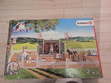 Schleich 42338 Reitturnier mit Pferde Spielfiguren