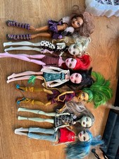 Monster High Puppen und
