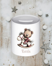 Personalisierte Spardose Weihnachten | Bär auf Schaukelpferd | Mit Namen bedruck