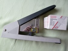 Bürohefter Novus B45/3 Hefter lang mit 5 x Heftklammern