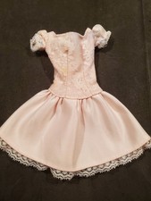 Mattel Barbie Kleid Fashion