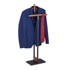 Herrendiener Kleiderbutler