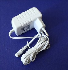 AC Adapter/ Netzteil YHA-W-C0600550-DE - OUT: 6 V - 550 mA - IN: 100-240 V