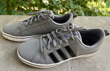 ADIDAS Schuhe Größe 43 2/3 grau Herren Turnschuhe Sneaker neuwertig