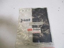 D4208  Dämpfer 4MV-F177M-00