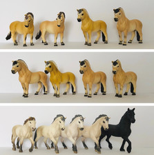 Schleich Pferde mit Gebrauchsspuren 13753 13754 Fjordpferd 13710 13711 Camargue