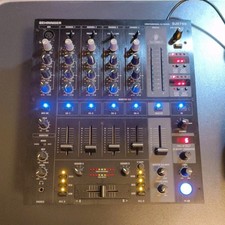 Behringer DJX 750 - 4 Kanal