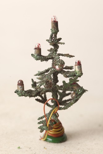 Beleuchteter weihnachtsbaum - h0,