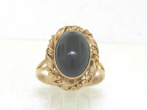 Onyx ring 333 - ring, 8kt