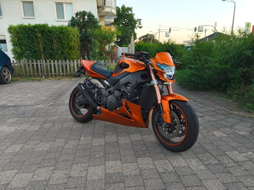 Suzuki gsx 1000 nakedbike - suzuki,