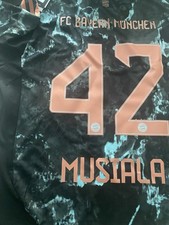 FC Bayern München Trikot 24