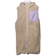 Yigga, Outdoor Weste