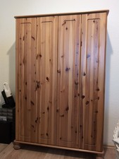 Schuhschrank Kiefernholz B- 100 H-147 T-30. Verkaufe für 25 Euro Selbstabholung