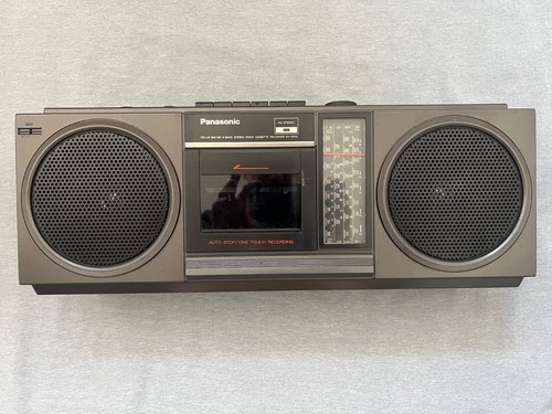 Panasonic radio vintage - panasonic,