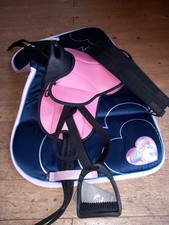 HKM Beginner Sattel pink für