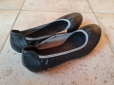 schwarze Ballerinas von