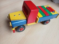 Kipplaster aus Holz Spielzeug ( ca. 60er Jahre) mit Bausteinen