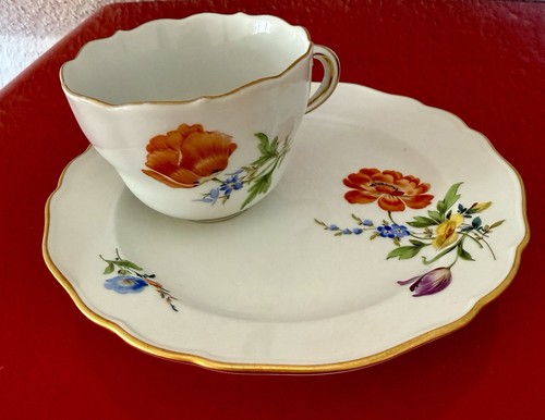 Tasse und kuchenteller - tasse,