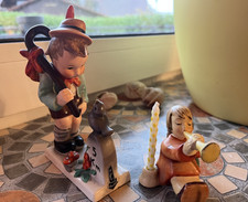 2 dekorative Porzellanfiguren von Hummel und Cortendorf, Anfang der 50er Jahre