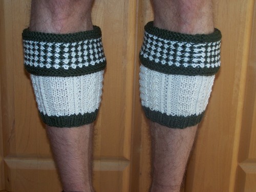 Handgestrickte loferl mit - handgestrickte,