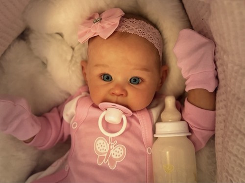 Reborn fake baby life like - baby,