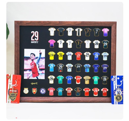 Fußball star trikot pin - ⚽,