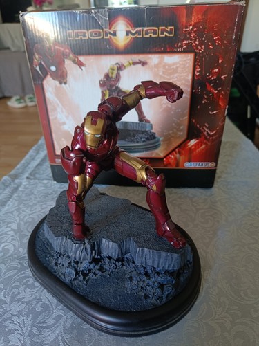 Statue attakus marvel iron - marvel,
