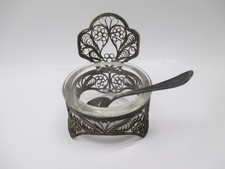 Filigrane Saliere mit Löffel