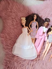 Barbie Konvolut sieben Puppen