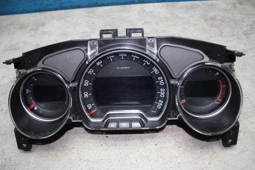 Tacho kombiinstrument - tacho,