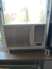 Ich Verkaufe Eine Mundclima  Fensterklimaanlage Sehr Guter Zustand!!!