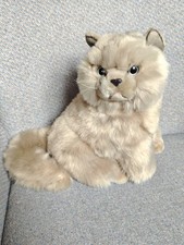 Stofftier - Plüschtier - Kuscheltier - graubraune Katze Höhe ca. 26 cm