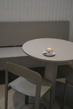 Hochwertige Designmöbel aus Espressobar – Tische/Theke für Gastronomie