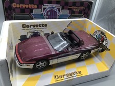 Modellautos 1:18 Maisto Chevrolet Corvette Indianapolis 500 Pace Car 1995 in OVP