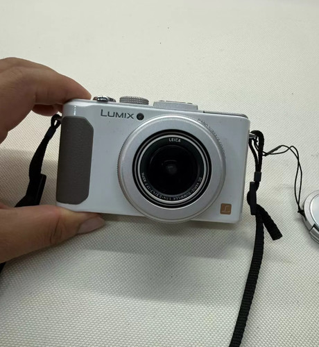 Panasonic lumix dmc lx7 1 - panasonic,