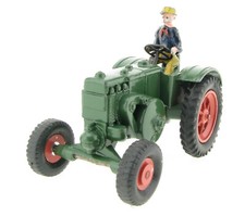 MÄRKLIN 8029 LANZ Ackerschlepper mit Fahrer Figur grün Traktor Modell Tractor