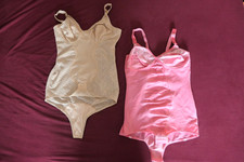 Junge Damen BH und Bekleidungs