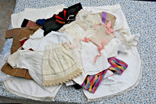 Konvolut alte Puppenkleider